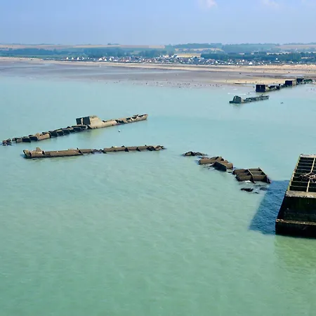 Logement A Theme Le Western Tout Confort Terrasse Entre Caen Et Bayeux Proche Plages Du Debarquement Appartement